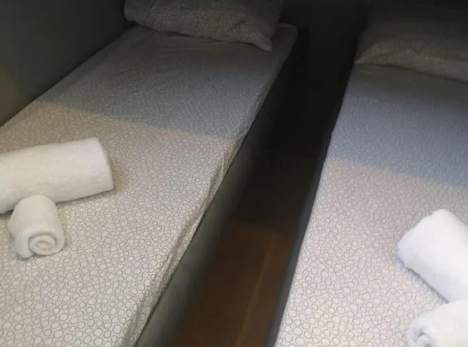 Confortable Yatch Sant Adria de Besos