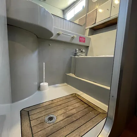 Confortable Yatch * Sant Adria de Besos
