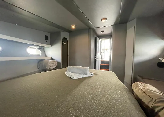 Confortable Yatch Sant Adria de Besos