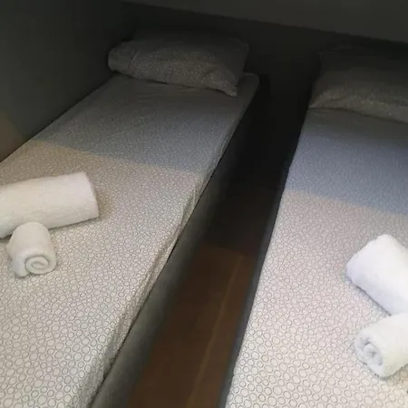 Confortable Yatch Sant Adria de Besos