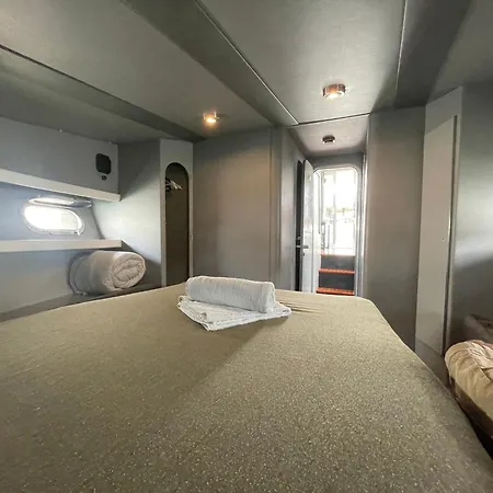 Confortable Yatch Sant Adria de Besos