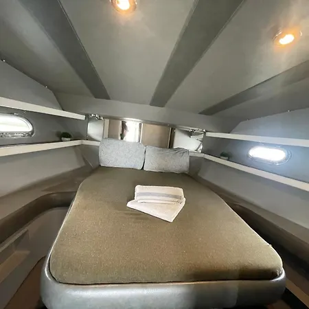 Confortable Yatch * Sant Adria de Besos